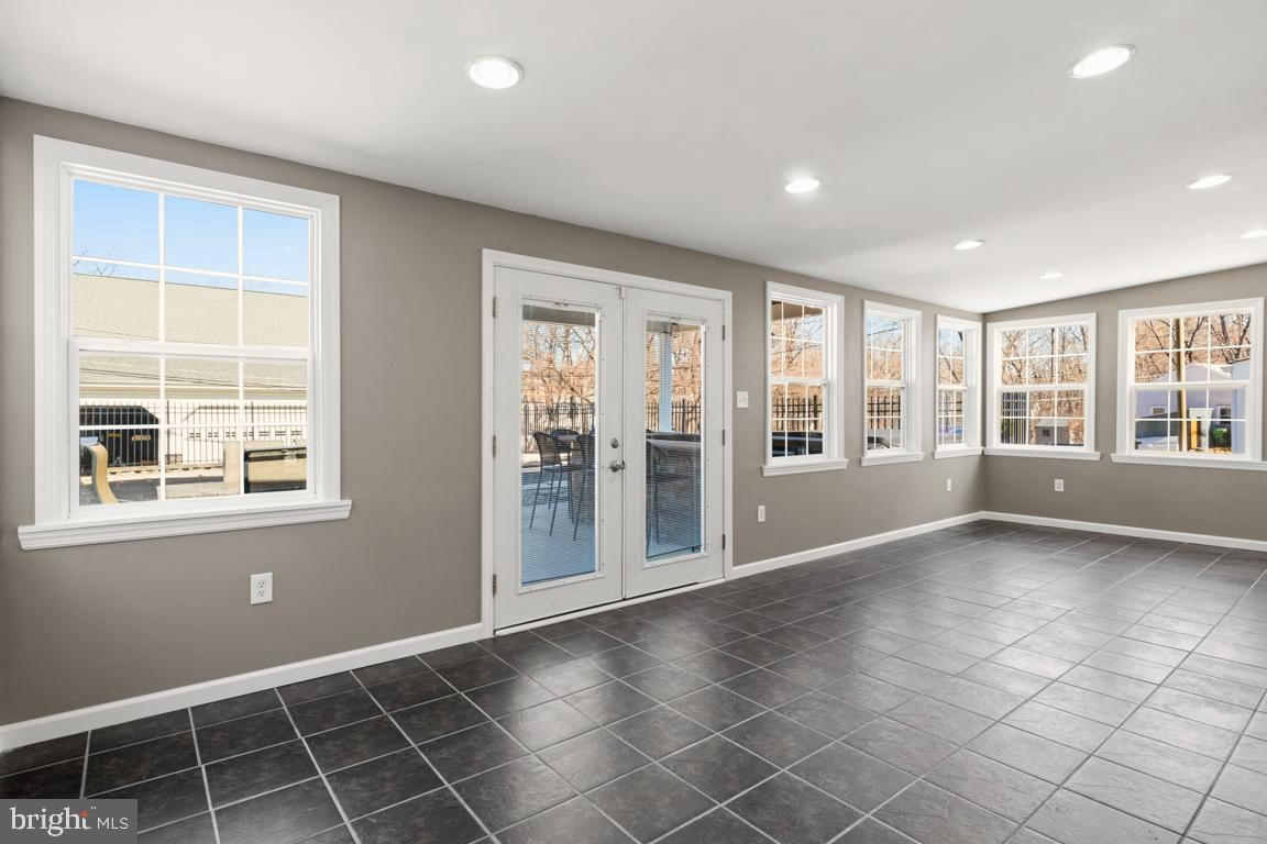 416 Stuart Lane Ambler, PA 19002 - Photo 24 of 42