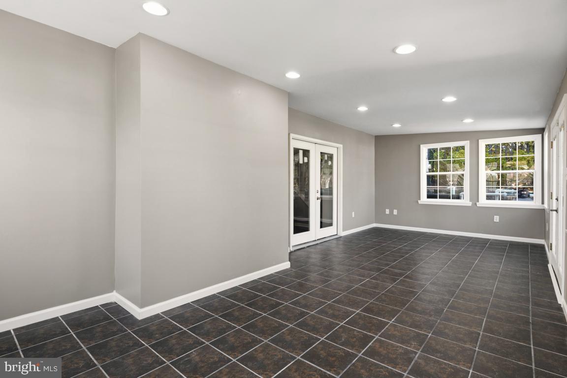 416 Stuart Lane Ambler, PA 19002 - Photo 29 of 42