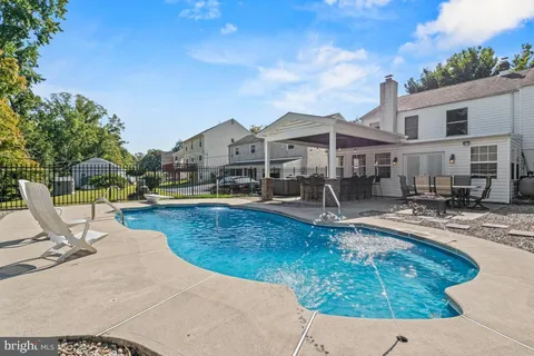 $750,000 | 416 Stuart Lane, Ambler, PA 19002