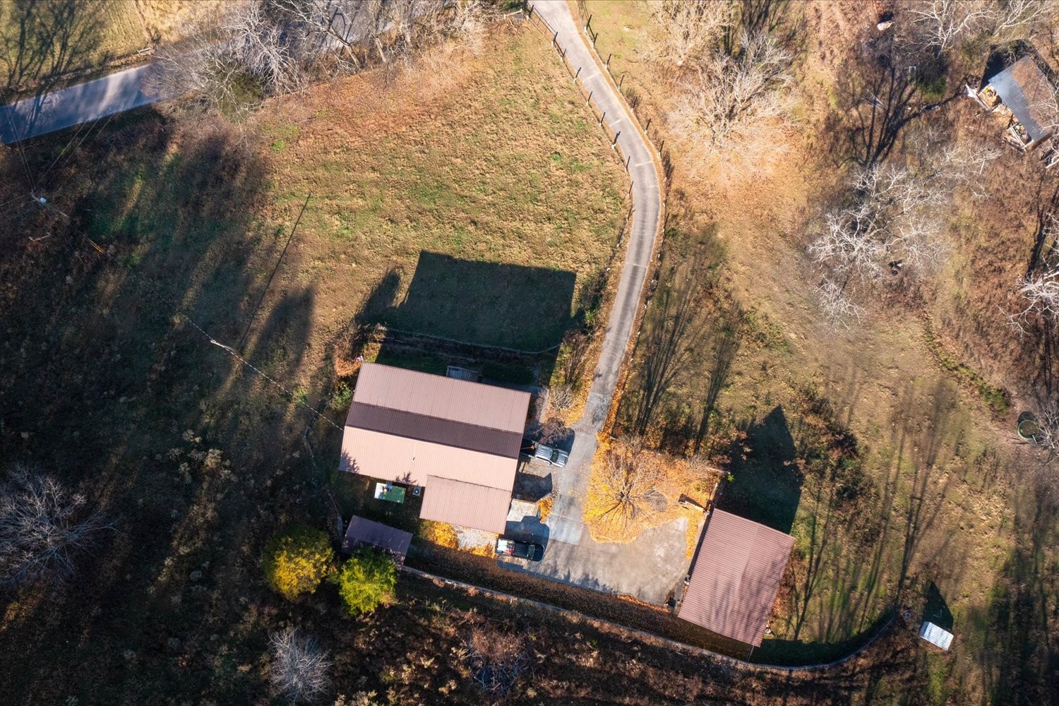 3885 Delina Road Cornersville, TN 37047 - Photo 45 of 67 an aerial view of houses with yard