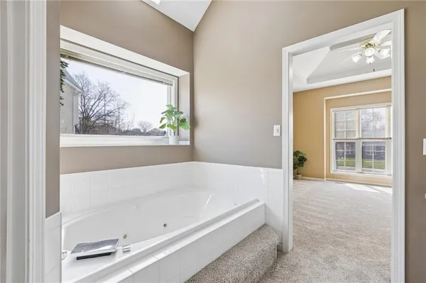 $425,000 | 6 Timber Creek Drive, Platte City, MO 64079