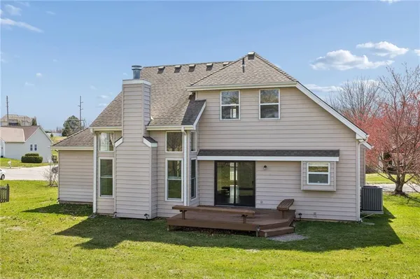 $425,000 | 6 Timber Creek Drive, Platte City, MO 64079