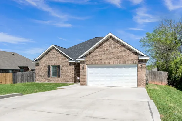 $279,990 | 12426 Hackberry Drive, Willis, TX 77318