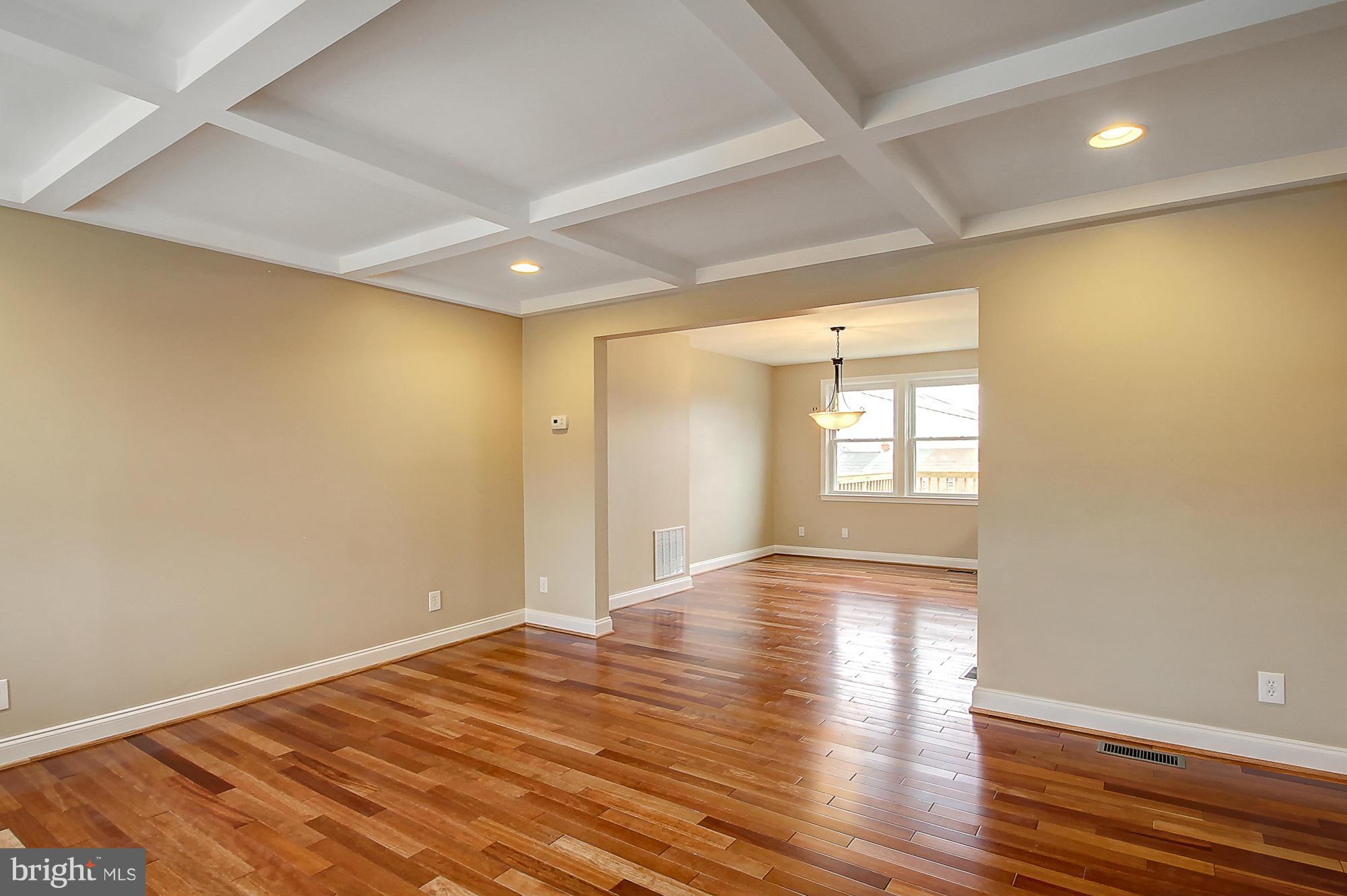 5919 Glenkirk Road Baltimore, MD 21239 - Photo 3 of 30 Living Room
