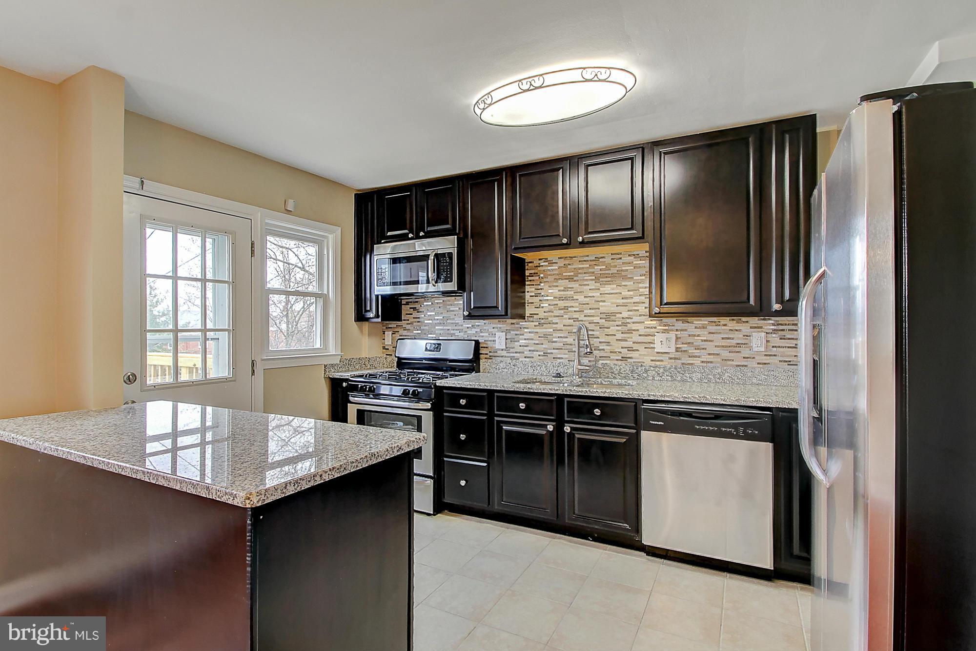 5919 Glenkirk Road Baltimore, MD 21239 - Photo 7 of 30 Kitchen