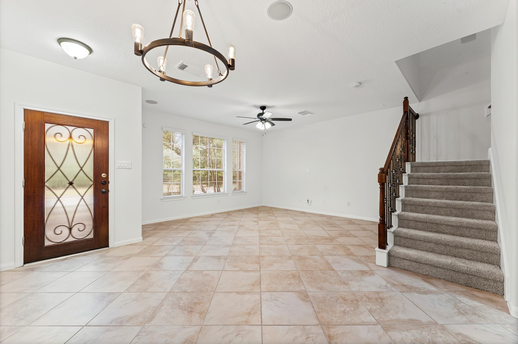 133 East Montfair Boulevard Spring, TX 77382 - Photo 2 of 22 a view of an entryway with a workspace