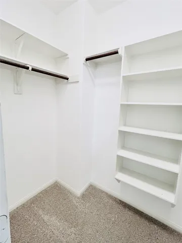 $2,550 | 133 East Montfair Boulevard, The Woodlands, TX 77382