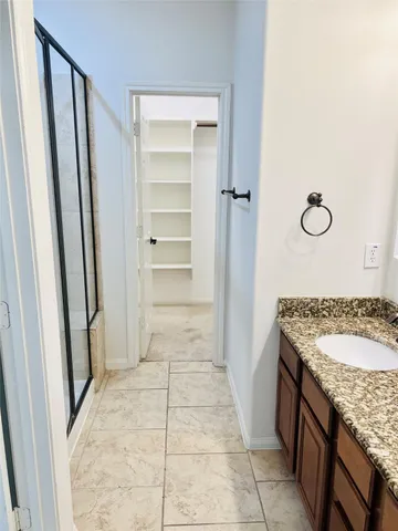 $2,550 | 133 East Montfair Boulevard, The Woodlands, TX 77382