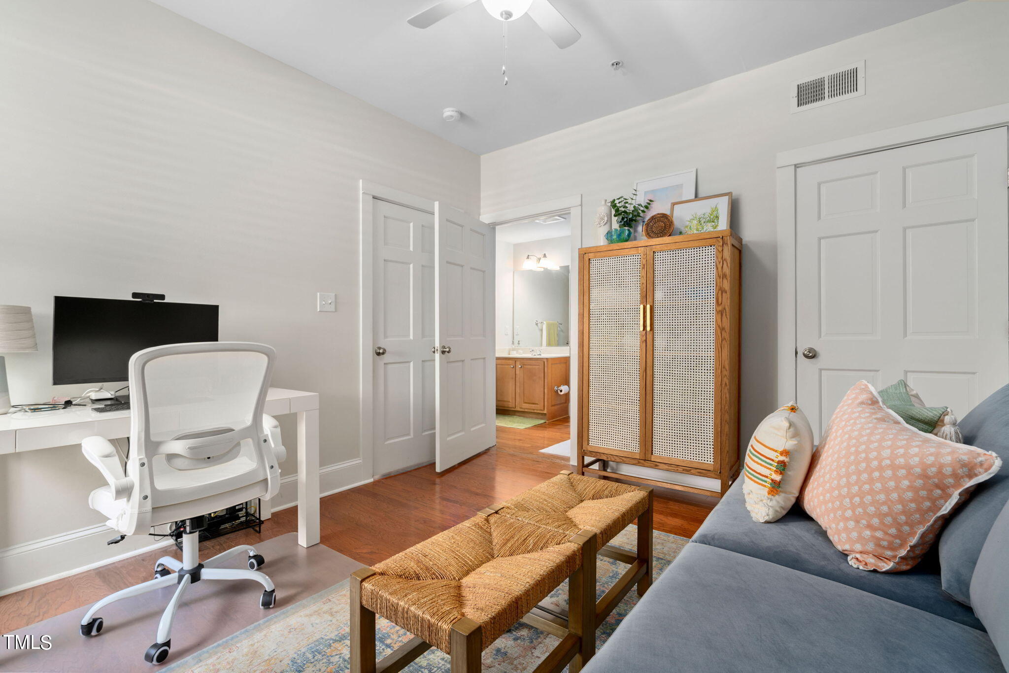 505 Florence Street, Unit 101 Raleigh, NC 27603 - Photo 28 of 33 44-web-or-mls-505-florence-st-101
