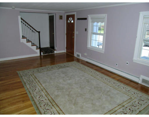 43 Hamilton Road Belmont, MA 02478 - Photo 3 of 17 Gallery Image 3