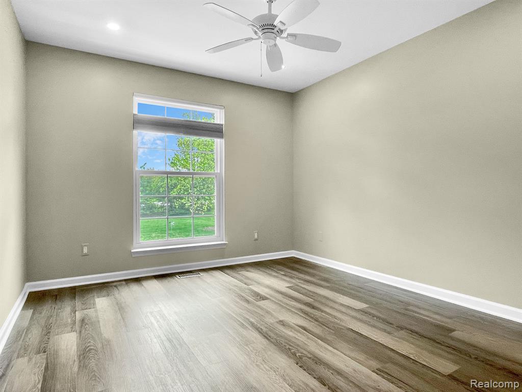 1678 Deepwood Circle Rochester, MI 48307 - Photo 16 of 25 Gallery Image 16
