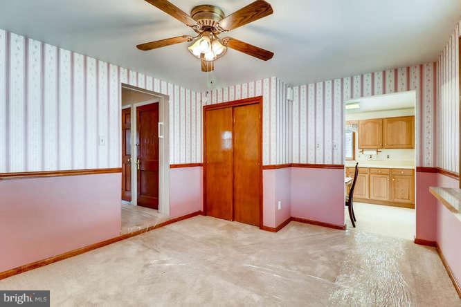 12 Hampton Road Linthicum Heights, MD 21090 - Photo 12 of 26 Dining Room