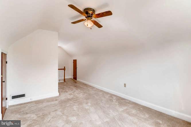 12 Hampton Road Linthicum Heights, MD 21090 - Photo 18 of 26 Bedroom