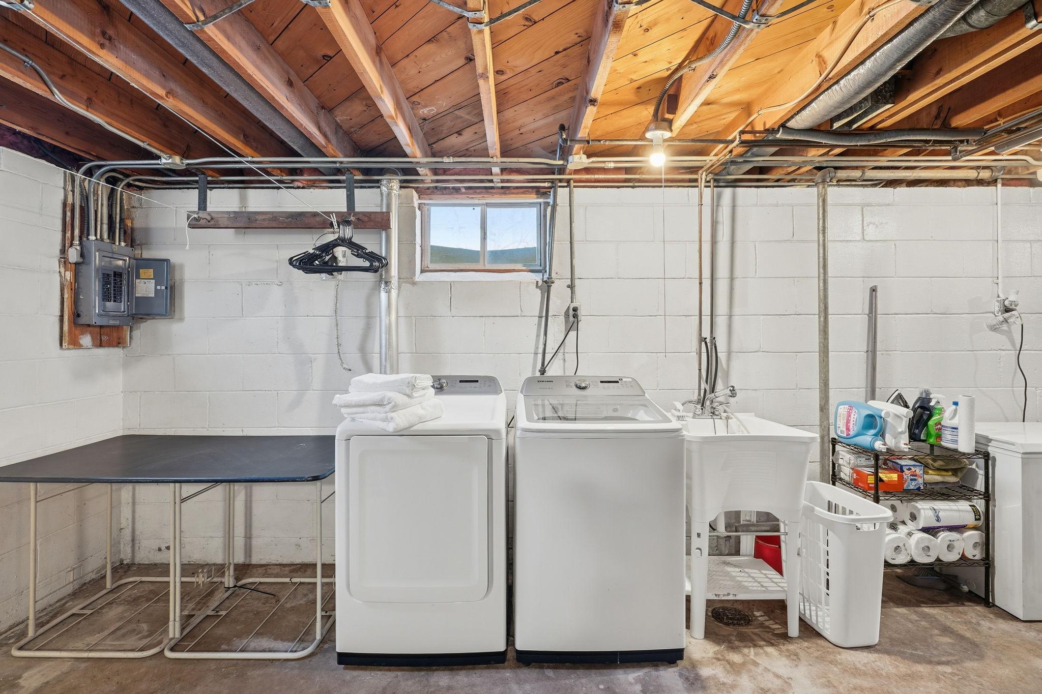 6708 Corvallis Avenue North Crystal, MN 55428 - Photo 35 of 39