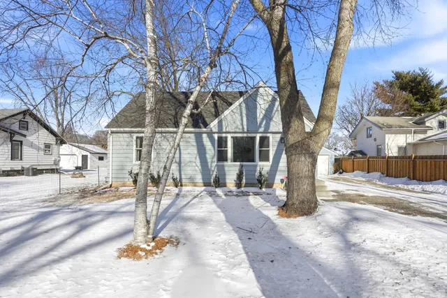 $285,000 | 6708 Corvallis Avenue North, Crystal, MN 55428