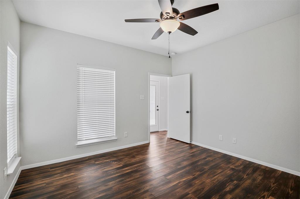 820 Rose Street, Unit B Denton, TX 76209 - Photo 7 of 13