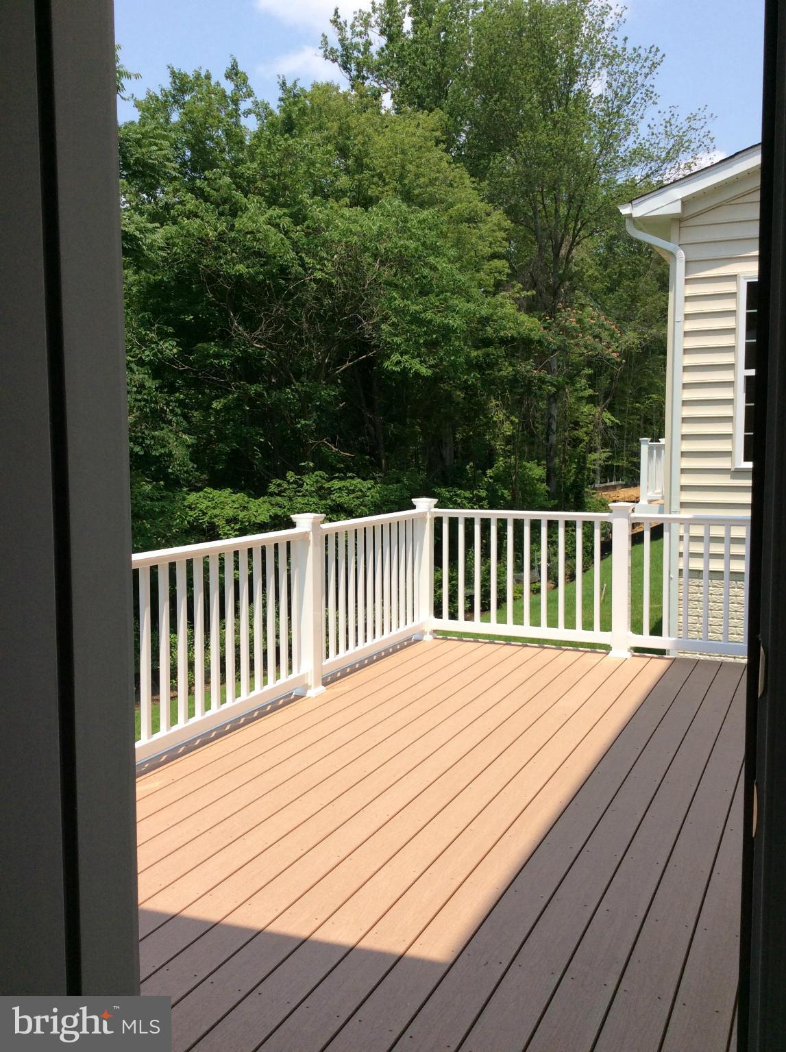 7307 Hayfield Road Alexandria, VA 22315 - Photo 22 of 23 Exterior (Rear)