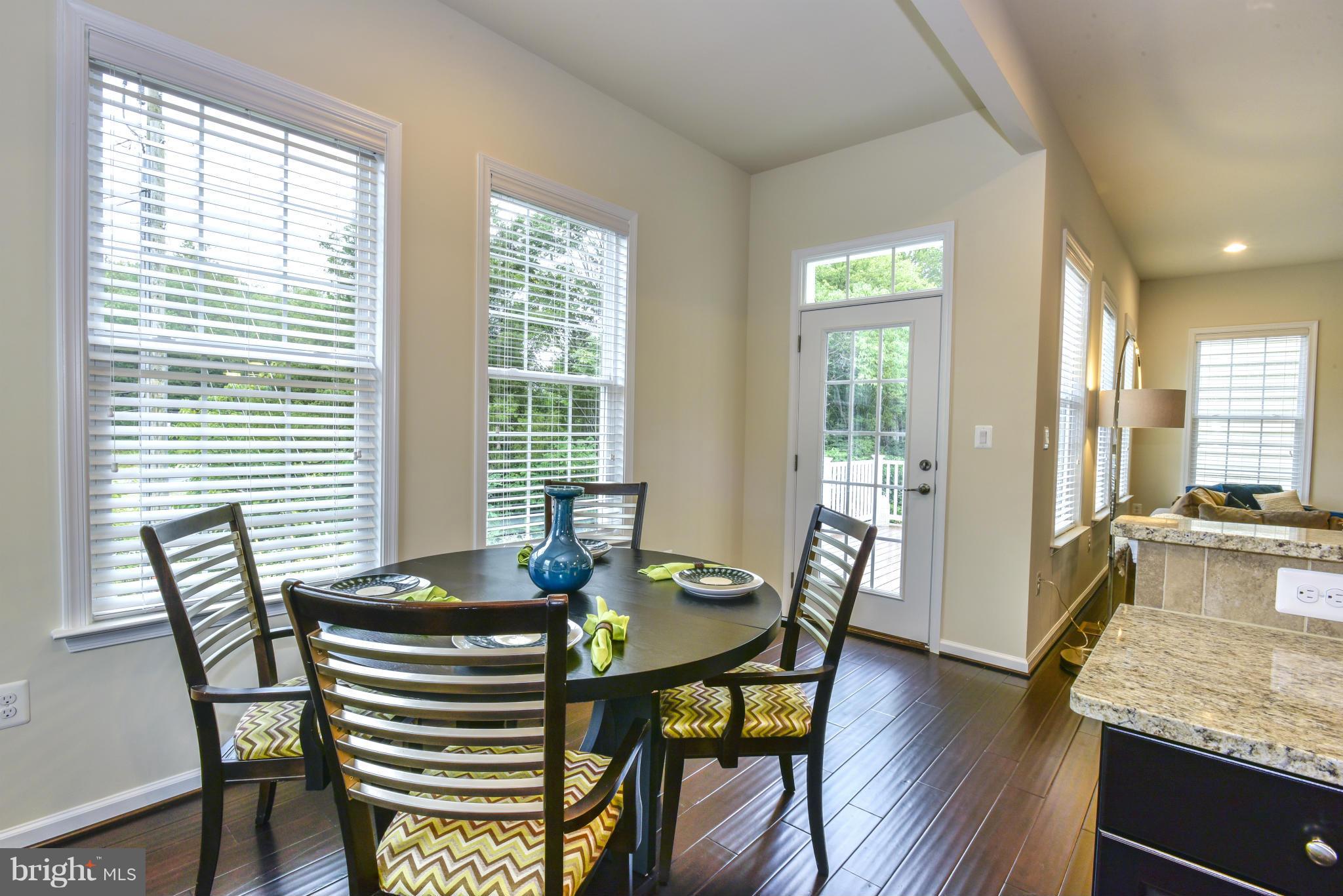 7307 Hayfield Road Alexandria, VA 22315 - Photo 8 of 23 Dining Room