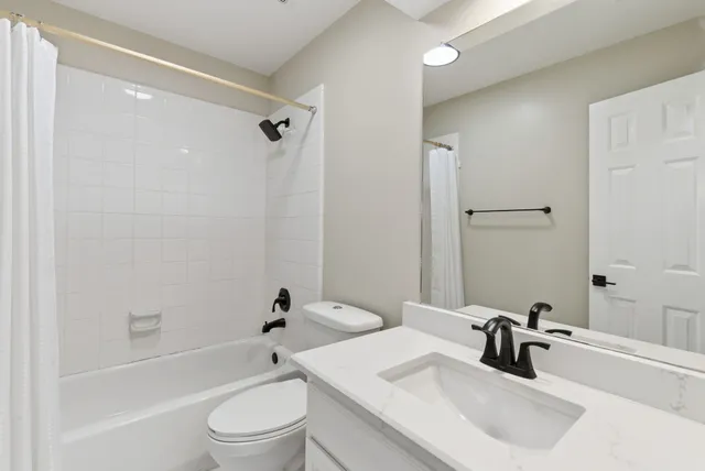 $500,000 | 4210 Olive Oak Court, Houston, TX 77059