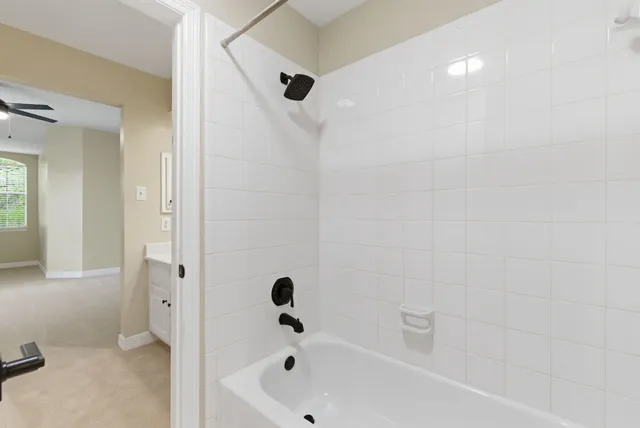 $500,000 | 4210 Olive Oak Court, Houston, TX 77059