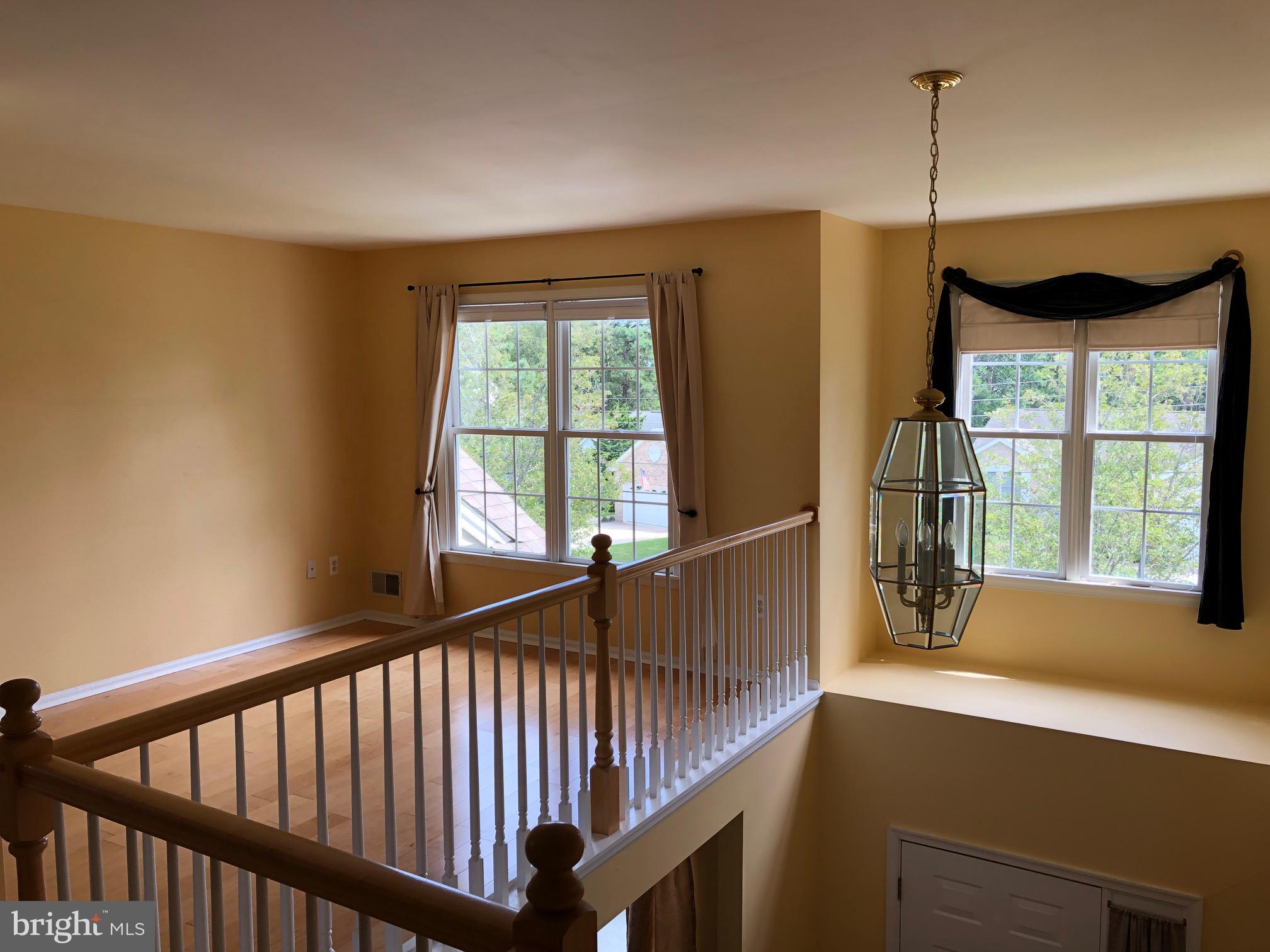 104 Toggle Road Manahawkin, NJ 08050 - Photo 8 of 13