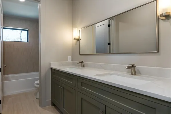 $1,290,000 | 116 Pinnacle Club Drive, Mabank, TX 75156