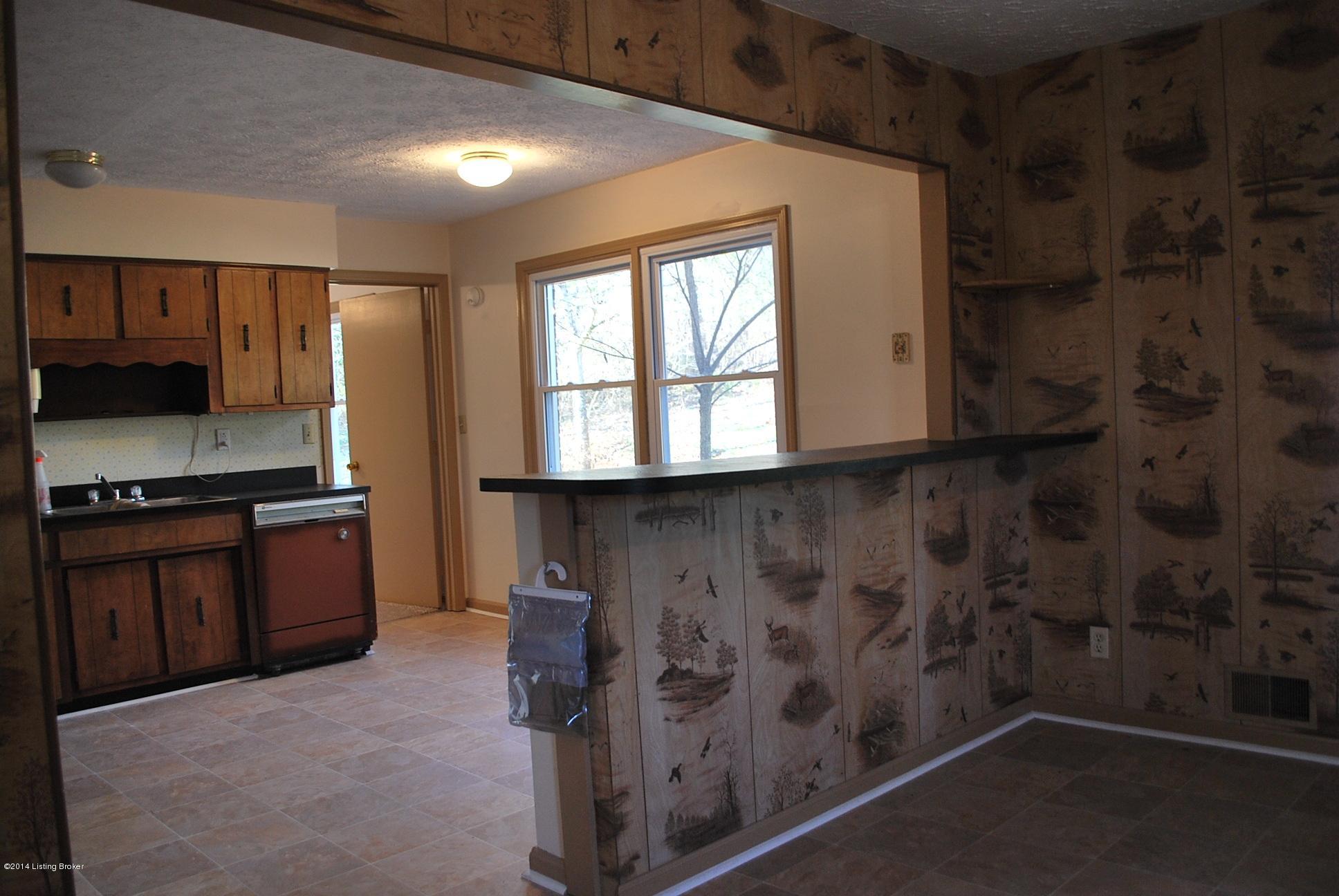 975 Ridge Road Shepherdsville, KY 40165 - Photo 5 of 21 Ridge family rm to kitchen