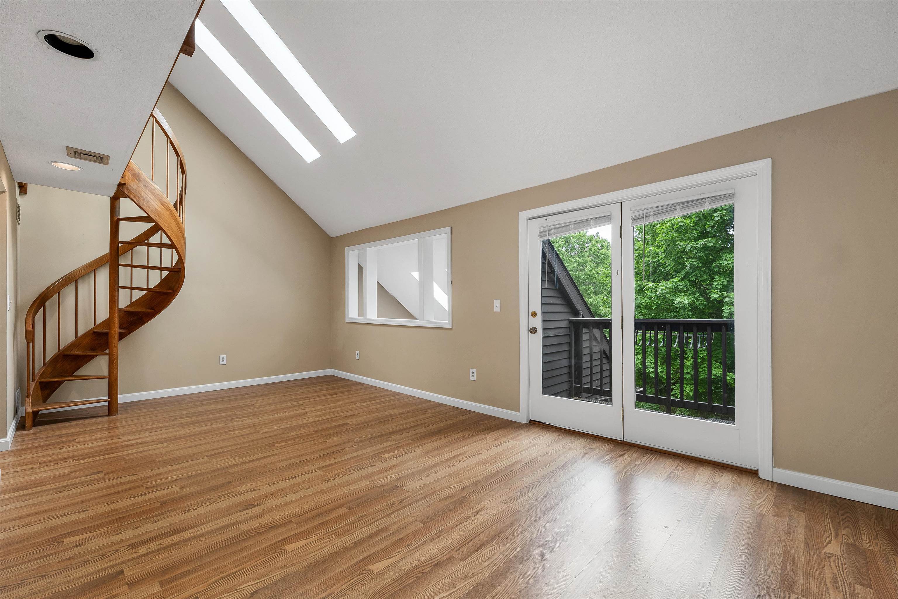 51 Stacey Circle Windham, NH 03087 - Photo 41 of 60