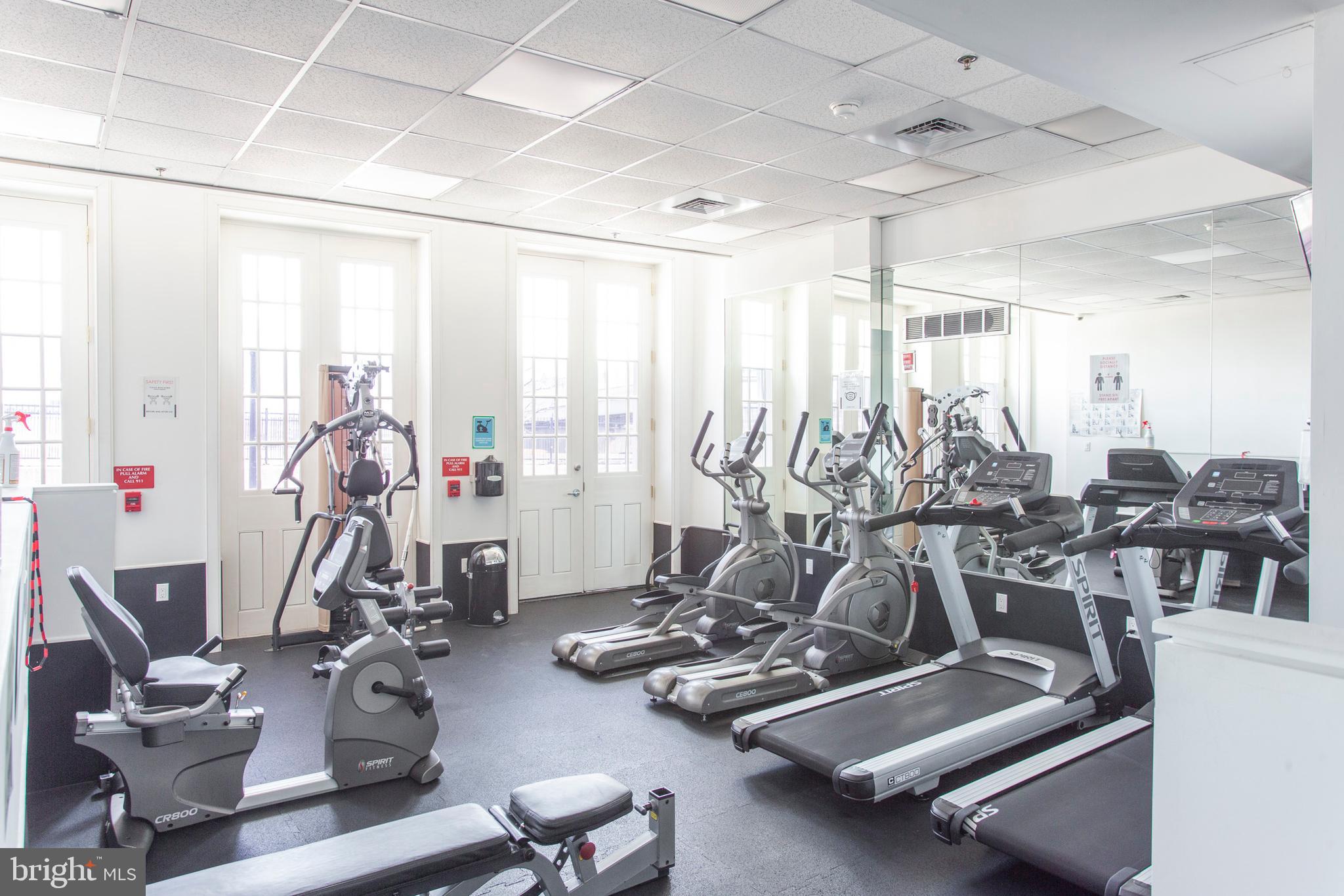 22 North Front Street, Unit PH1 Philadelphia, PA 19106 - Photo 35 of 42 a view of a room with gym equipment