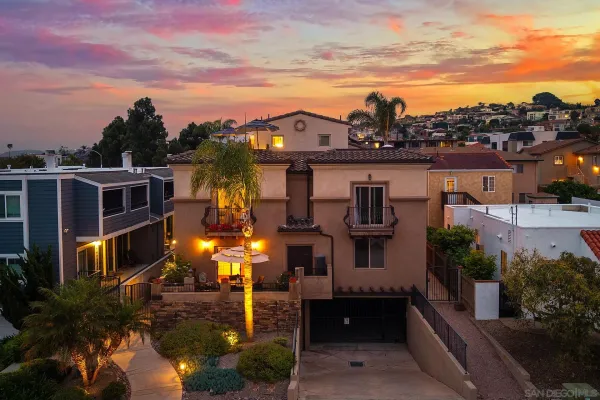 $1,075,000 | 3119 Carleton Street, Unit 1, San Diego, CA 92106