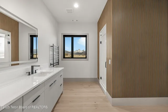 $2,495,000 | 1404 Canyon Sunrise, Driggs, ID 83422