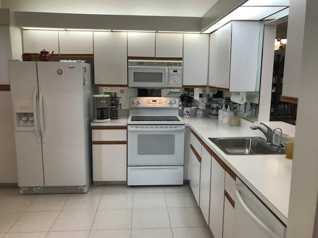 8200 Whispering Palm Drive, Unit F Boca Raton, FL 33496 - Photo 7 of 8 Photo 7