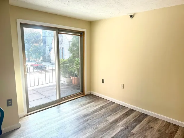 $1,800 | 44 Elm Street, Unit 103, Worcester, MA 01609