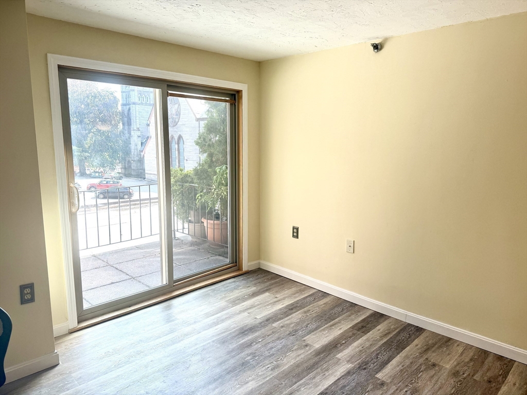 44 Elm Street, Unit 103 Worcester, MA 01609 - Photo 1 of 19