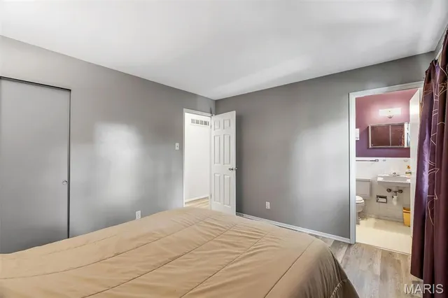 $269,000 | 2639 Glenoak Drive, Maryland Heights, MO 63043