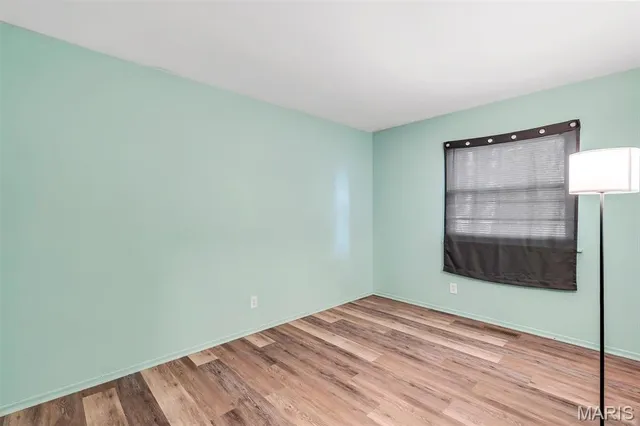 $269,000 | 2639 Glenoak Drive, Maryland Heights, MO 63043