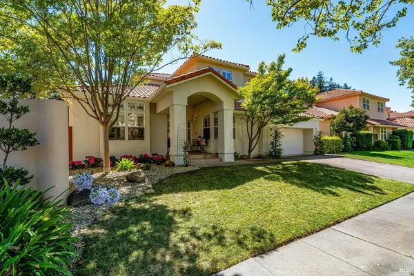 $1,435,000 | 1 Emperor Way, Napa, CA 94558