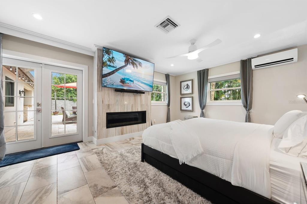 1621 Indian Rocks Road Belleair, FL 33756 - Photo 15 of 59 Gallery Image 15