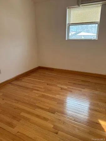 $3,200 | 209-38 46th Road | Bayside