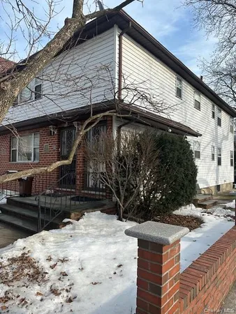 $3,200 | 209-38 46th Road | Bayside