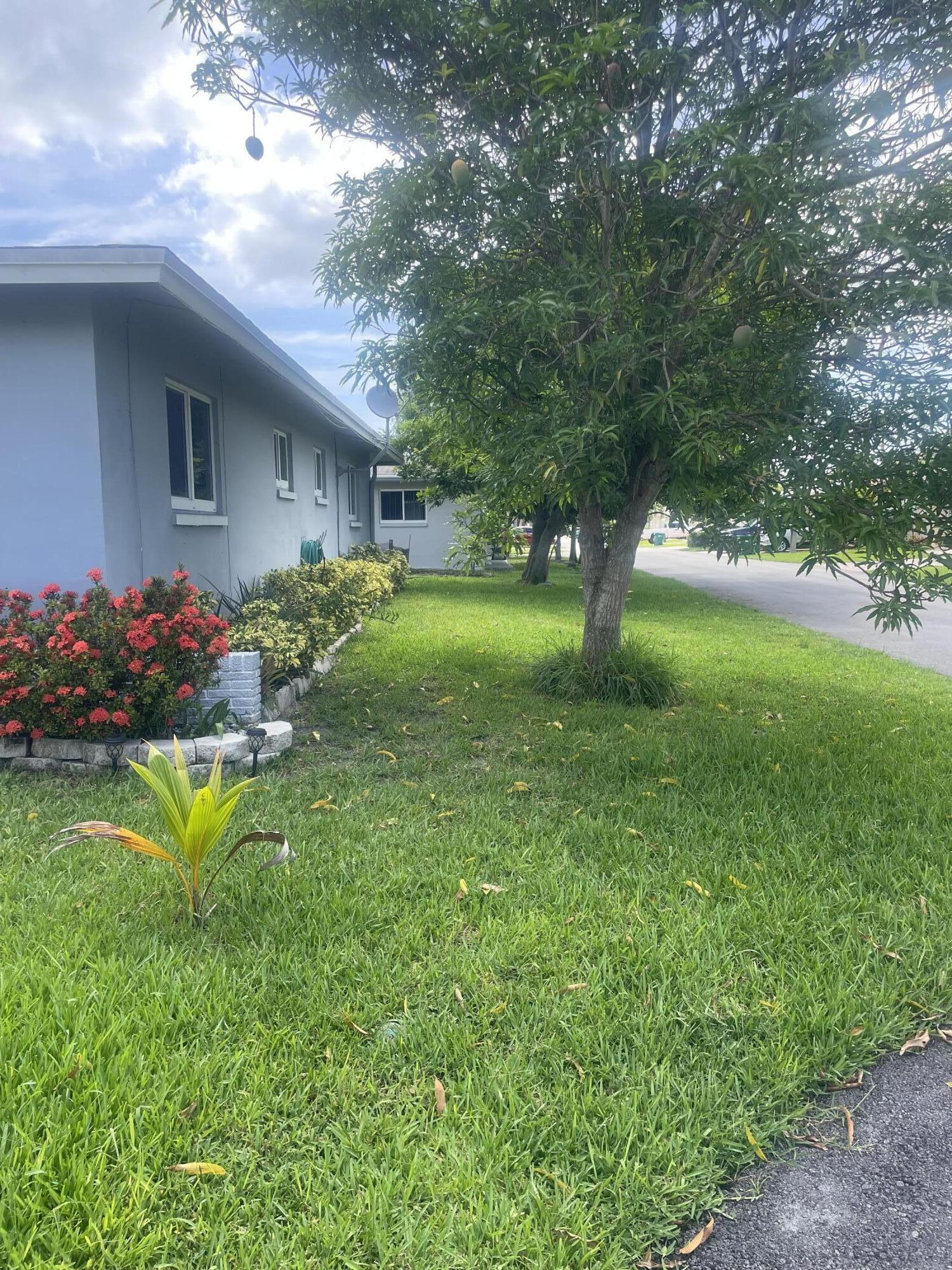 5706 Northwest 68th Terrace Tamarac, FL 33321 - Photo 10 of 30 IMG_7858