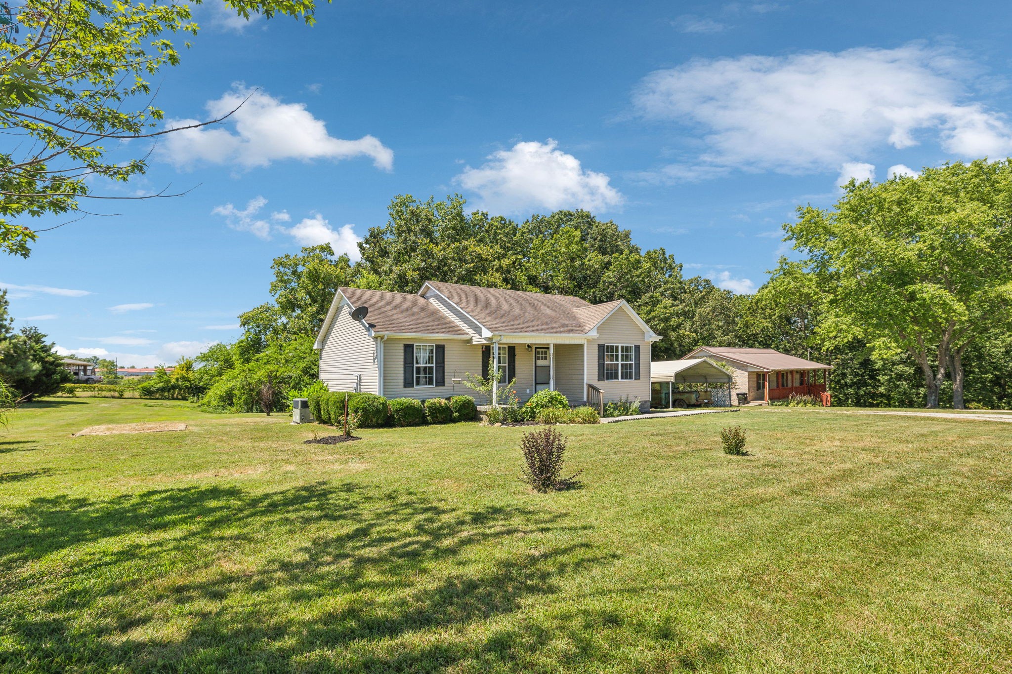 215 Hurst Road Hohenwald, TN 38462 - Photo 1 of 43 Gallery Image 1