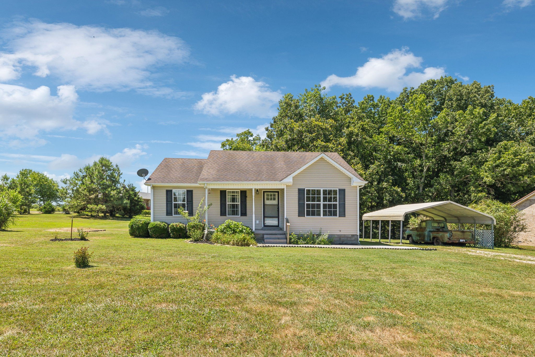 215 Hurst Road Hohenwald, TN 38462 - Photo 2 of 43 Gallery Image 2