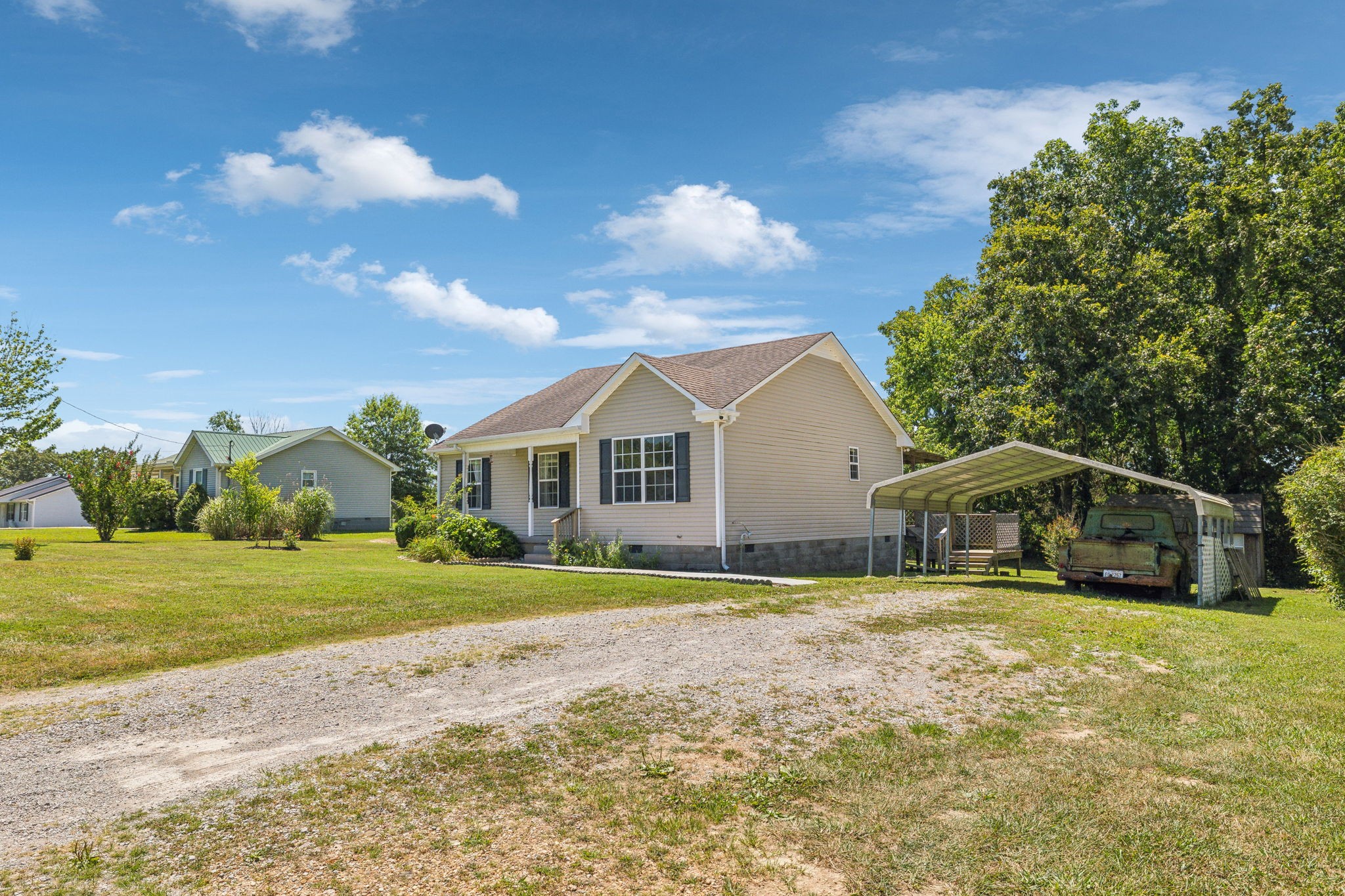 215 Hurst Road Hohenwald, TN 38462 - Photo 3 of 43 Gallery Image 3