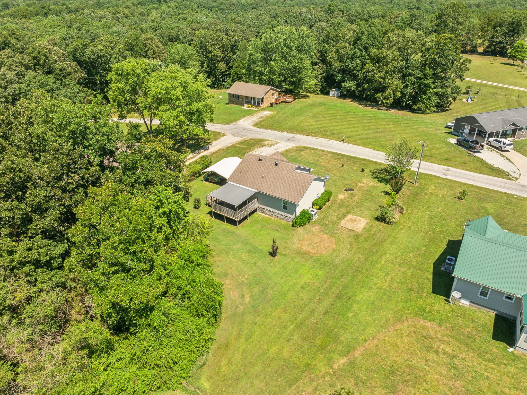 215 Hurst Road Hohenwald, TN 38462 - Photo 6 of 43 Gallery Image 6