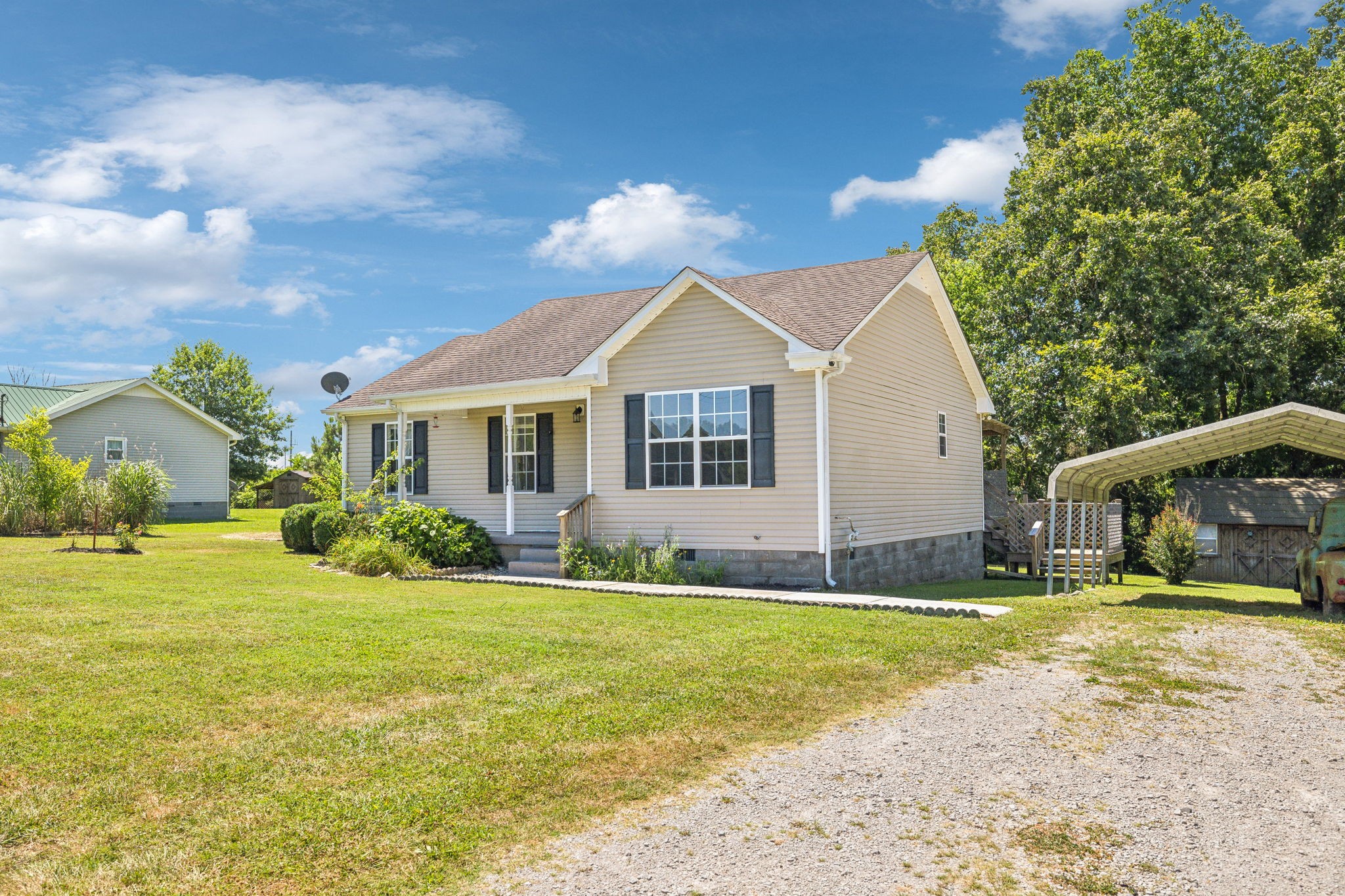 215 Hurst Road Hohenwald, TN 38462 - Photo 9 of 43 Gallery Image 9