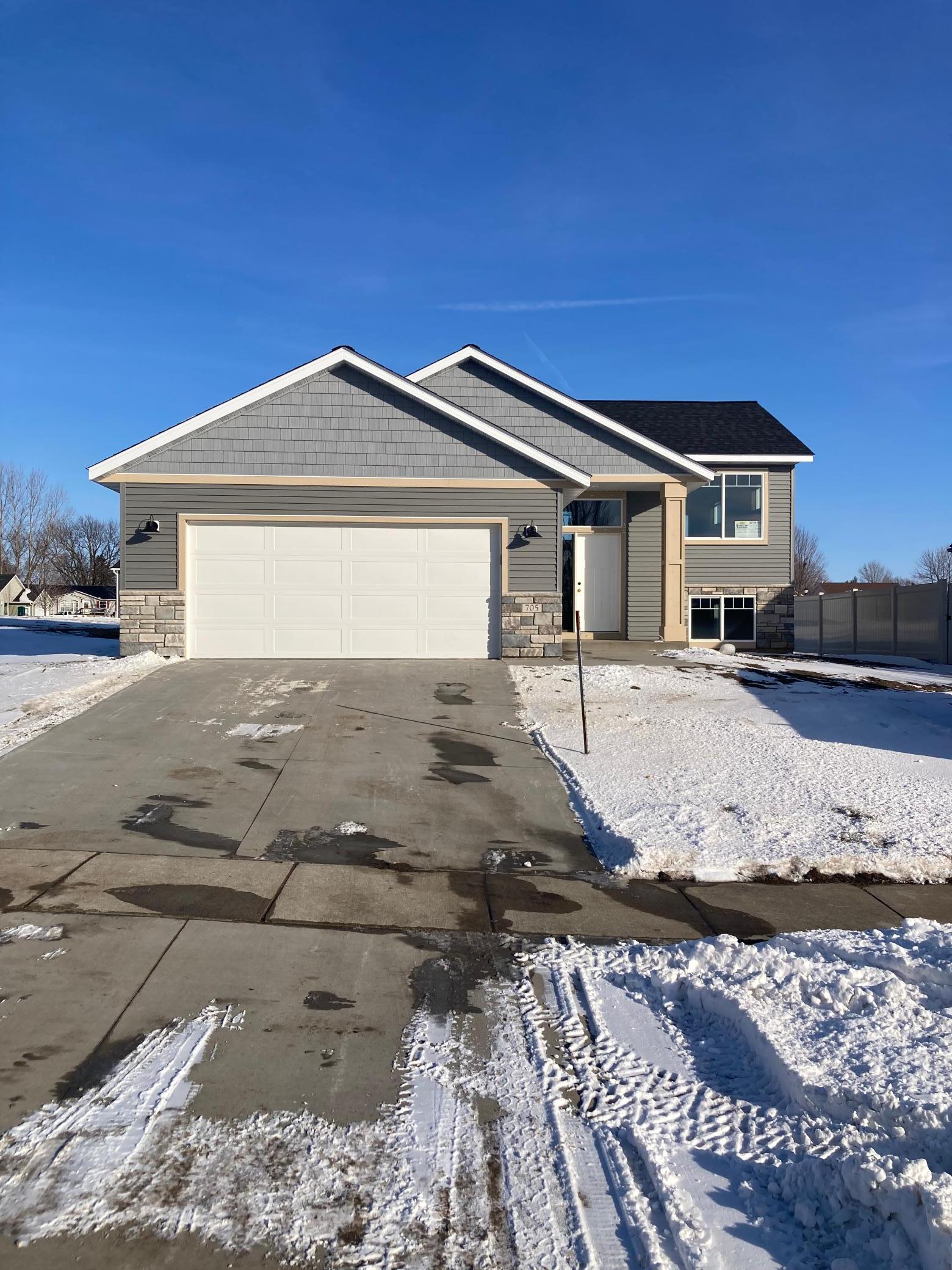 705 State Street Kenyon, MN 55946 - Photo 2 of 25