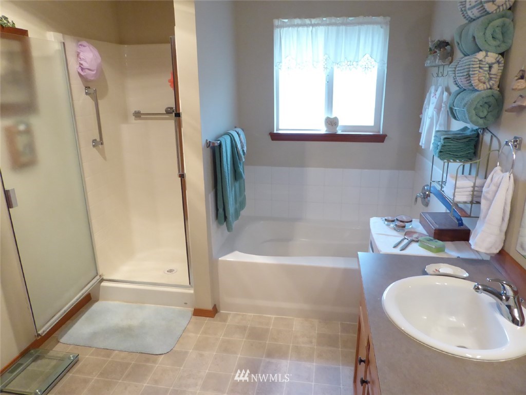 621-2 Leonard Road Onalaska, WA 98570 - Photo 11 of 25 Gallery Image 11