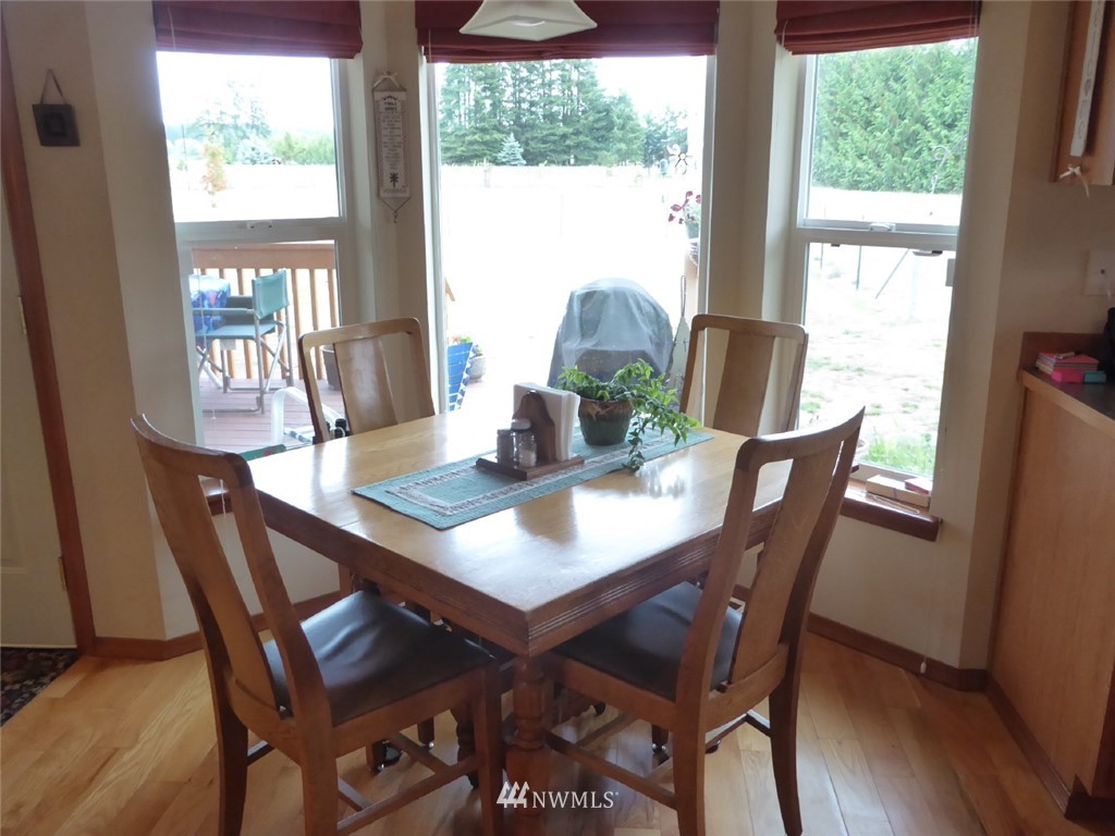 621-2 Leonard Road Onalaska, WA 98570 - Photo 8 of 25 Gallery Image 8