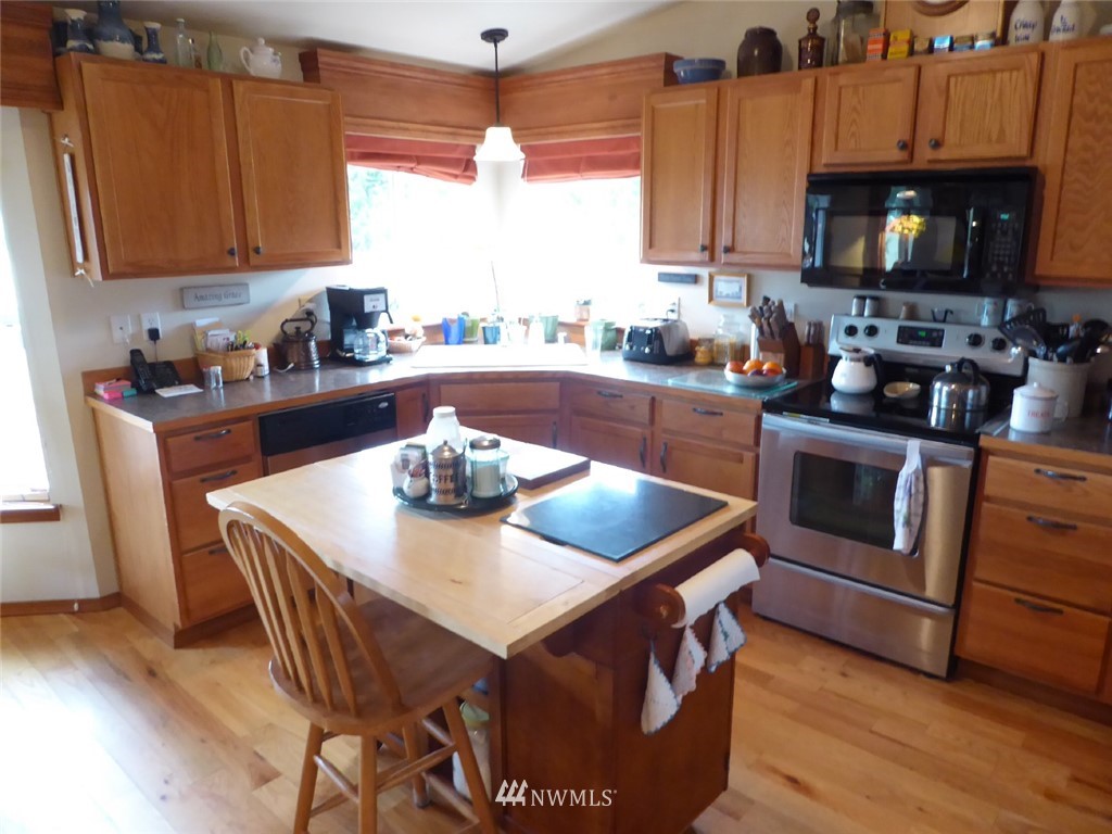 621-2 Leonard Road Onalaska, WA 98570 - Photo 9 of 25 Gallery Image 9